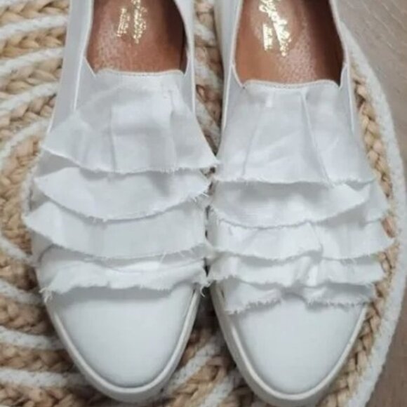 Seychelles, Anthropology Quake II ruffle linen sneakers, Size 7.5 - Picture 6 of 12